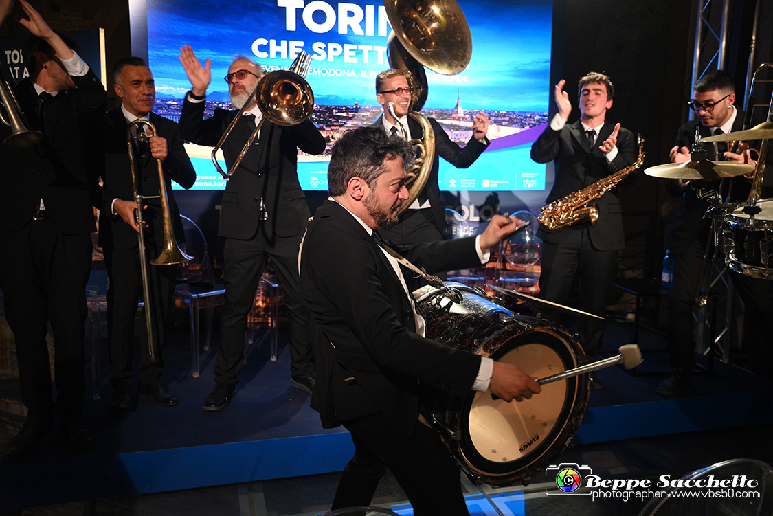 VBS_1777 - Eurovision Media Centre - Fellow, Bandakadabra e Bianco.jpg